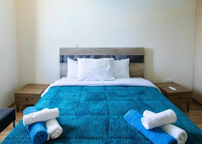 Maestro Ii - Vila Perivolia