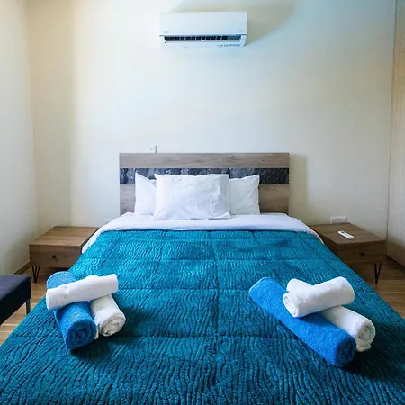 Maestro Ii - فيلة بريفوليا